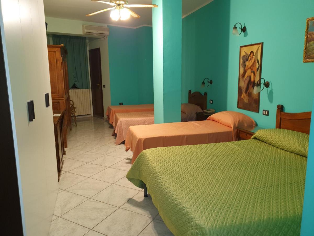 Hotel Caribe 카살누오보디나폴리 외부 사진