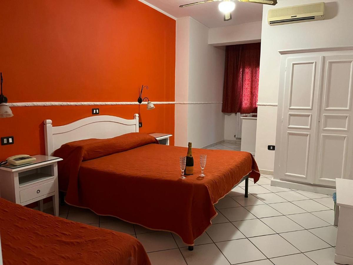 Hotel Caribe 카살누오보디나폴리 외부 사진