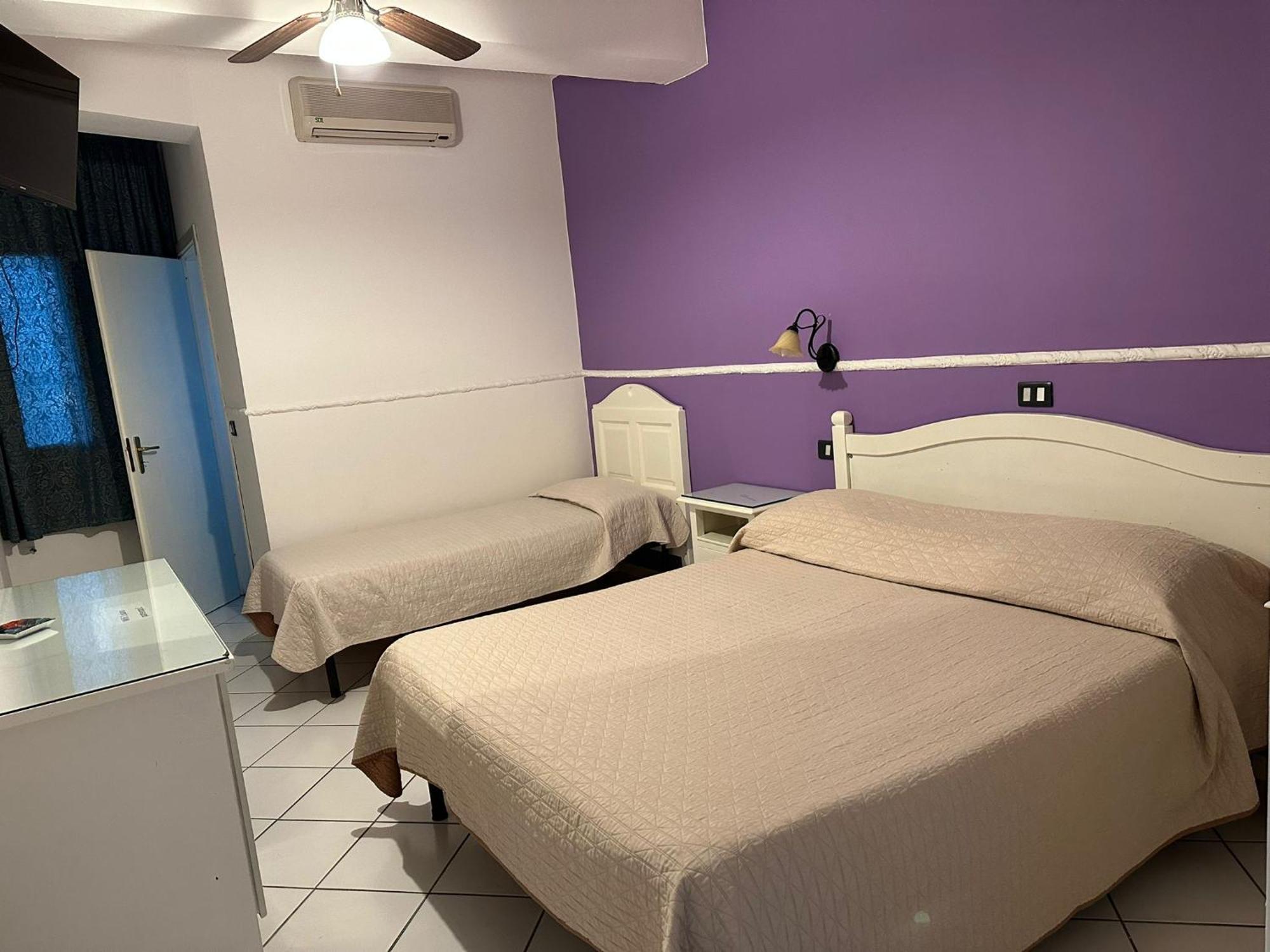 Hotel Caribe 카살누오보디나폴리 외부 사진